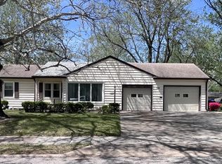 2325 SW James St, Topeka, KS 66614