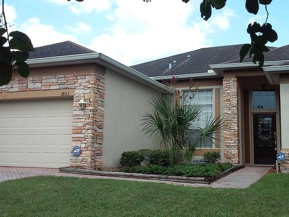 1st image of 3803 Hollow Crossing Dr