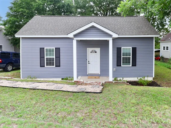 703 S Main St, Landis, NC 28088