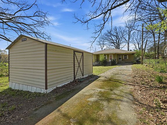 4th image of 6921 Kelly Rd