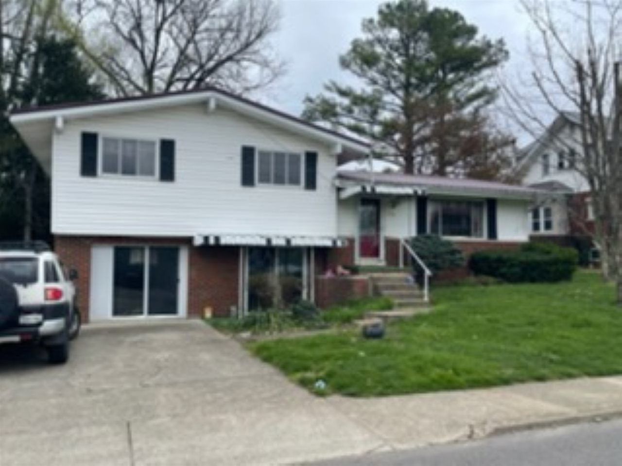 576 Burlington Rd Huntington Wv 25704 Mls 170615 Zillow