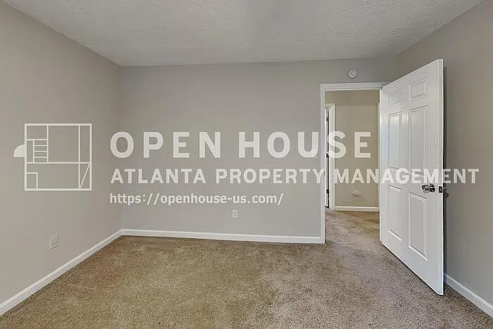 1589 Tennessee Walker Dr NE — Photo 17