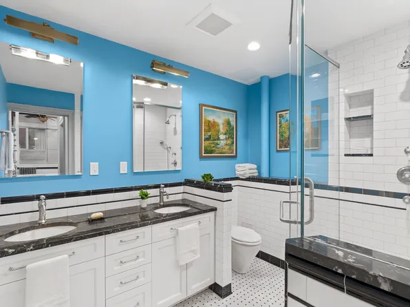 28 West 38th Street image 16 of 22