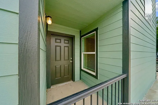 903 Canterbury #1104 — Photo 21