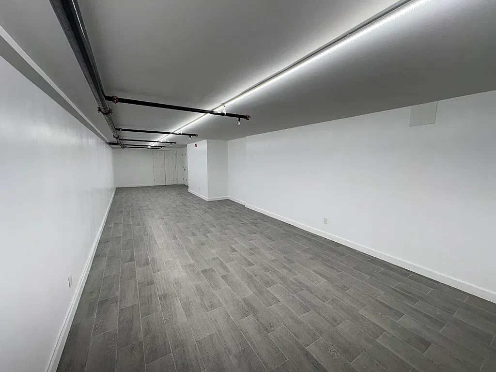 2 bed, $1,600 — Photo 3
