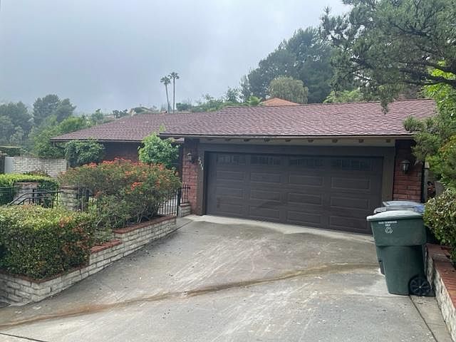 1st image of 2215 Lenore Dr
