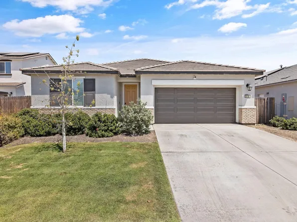 3518 E Laura Court, Visalia, CA 93292
