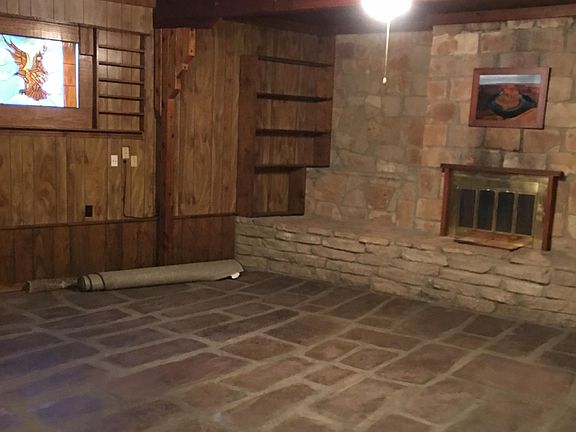 3rd image of 1804 College Ave