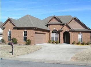 2934 Summit Dr, Fultondale, AL 35068