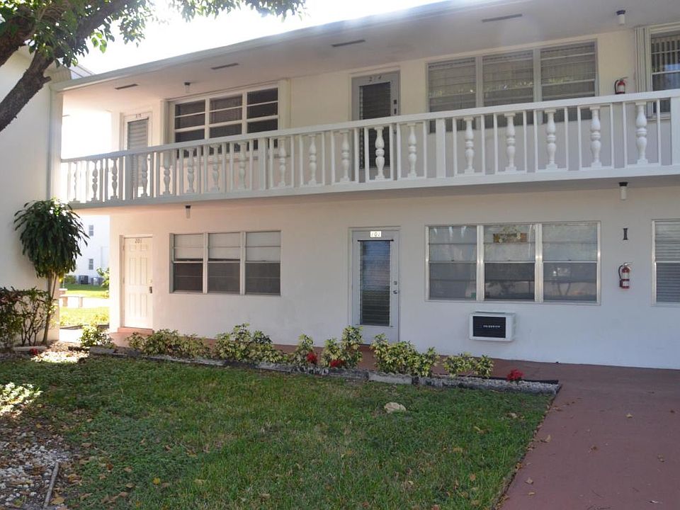 1st image of 213 Easthampton I #213