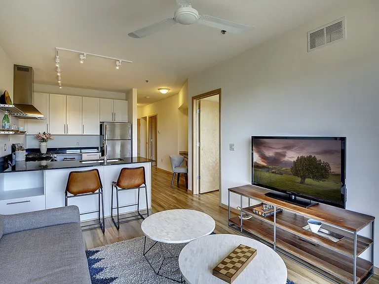 NoLo Living — Photo 43