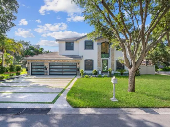 1254 NW 102nd Way, Coral Springs, FL 33071