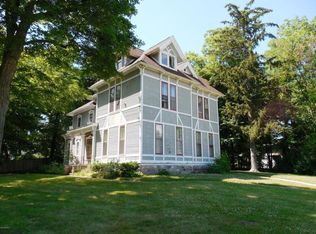 615 S Lafayette St, Greenville, MI 48838