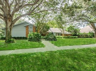 9988 Windtree Blvd, Seminole, FL 33772