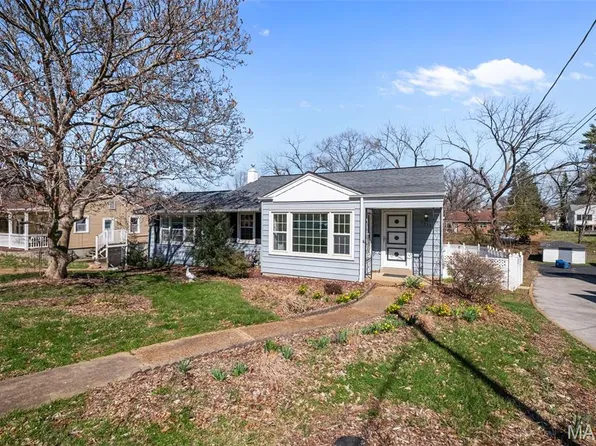 9911 Dennison Ave, Saint Louis, MO 63114