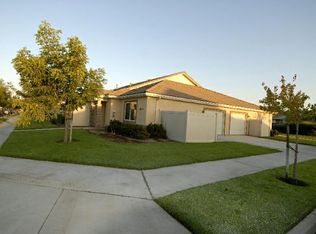 3606 W Babcock Ct, Visalia, CA 93291
