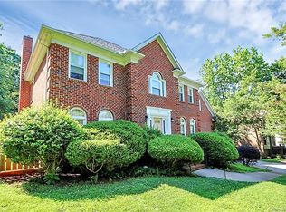 8811 Hollybrook Ln, Mint Hill, NC 28227