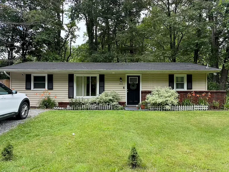 562 State Highway 105 Byp — Photo 1