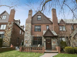 7718 82nd St, Ridgewood, NY 11385