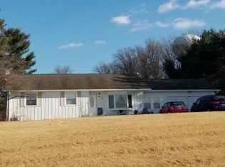 3553 Manor Rd, Glenmoore, PA 19343