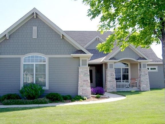 Photo b4 paint/landscaping