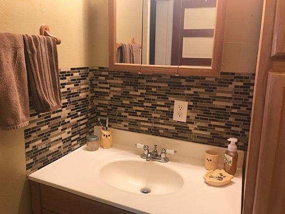 Grass bathroom