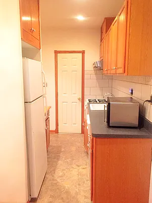 Rented by Rapid Realty Cobble Hill | media 22