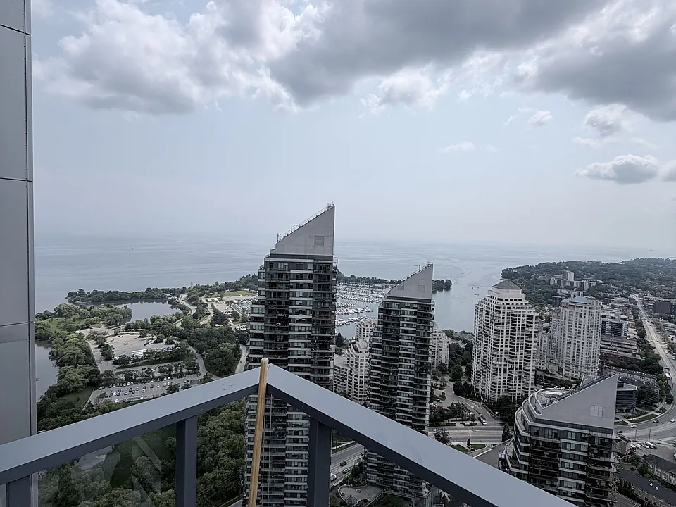 2220 Lakeshore Ave #Penthouse 2
