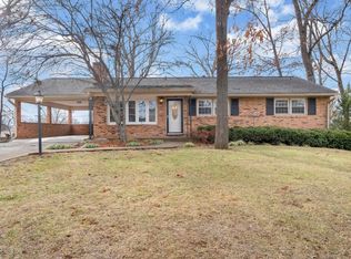 5954 Village Ln, Roanoke, VA 24019