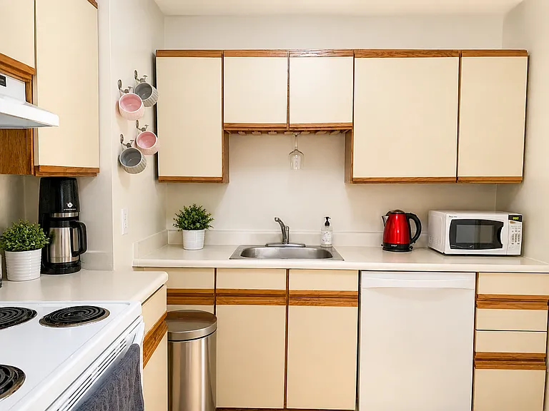 538 Massachusetts Ave #3 — Photo 7