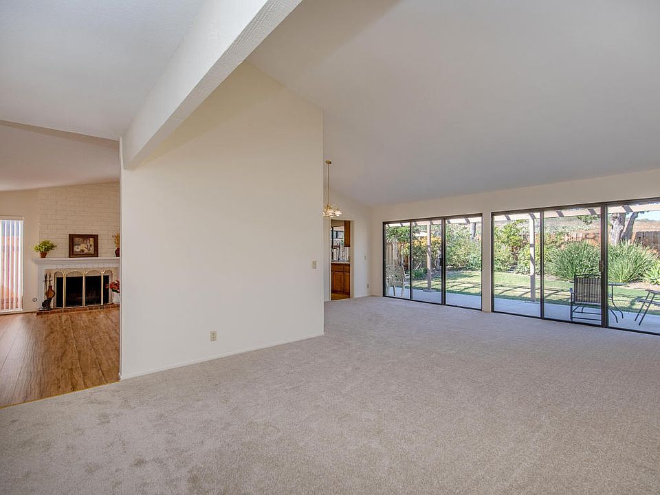 1st image of 223 Cedar Heights Dr