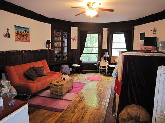 Rented by JK Dansar Corp | media 21