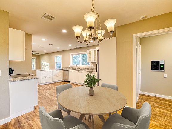4th image of 5632 Wexford Dr