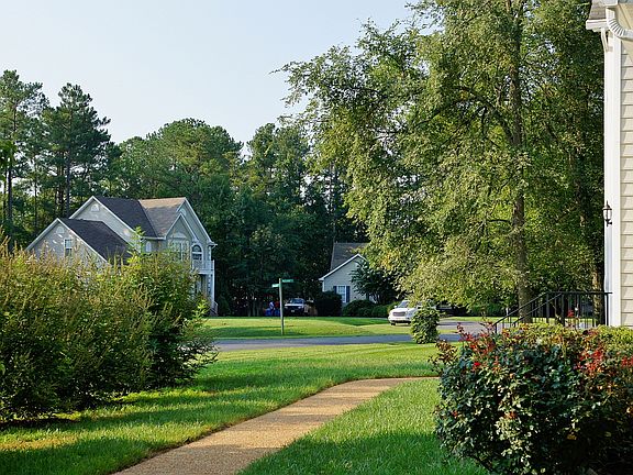 3rd image of 9916 Mistyview Ct