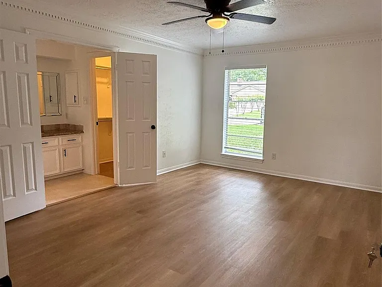 2075 Little Cedar Dr — Photo 18