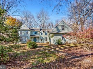 1112 Paxon Hollow Rd, Media, PA 19063