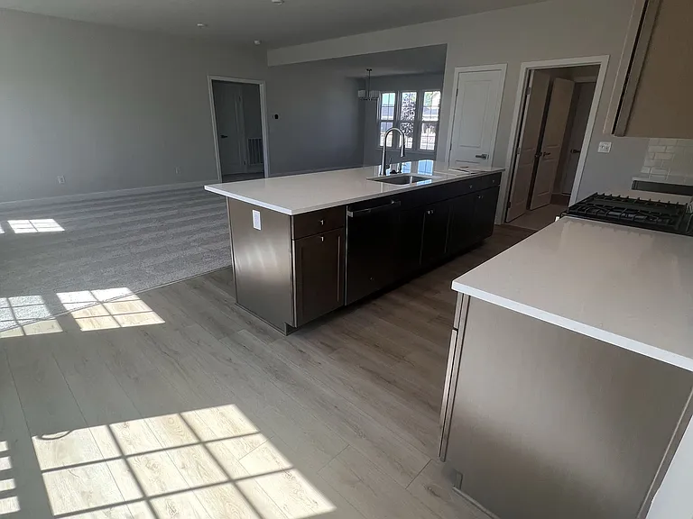 469 Alyssa Way — Photo 6