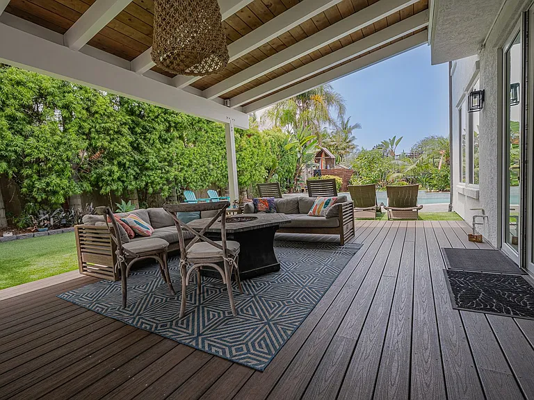 341 Calle De Adele — Photo 67