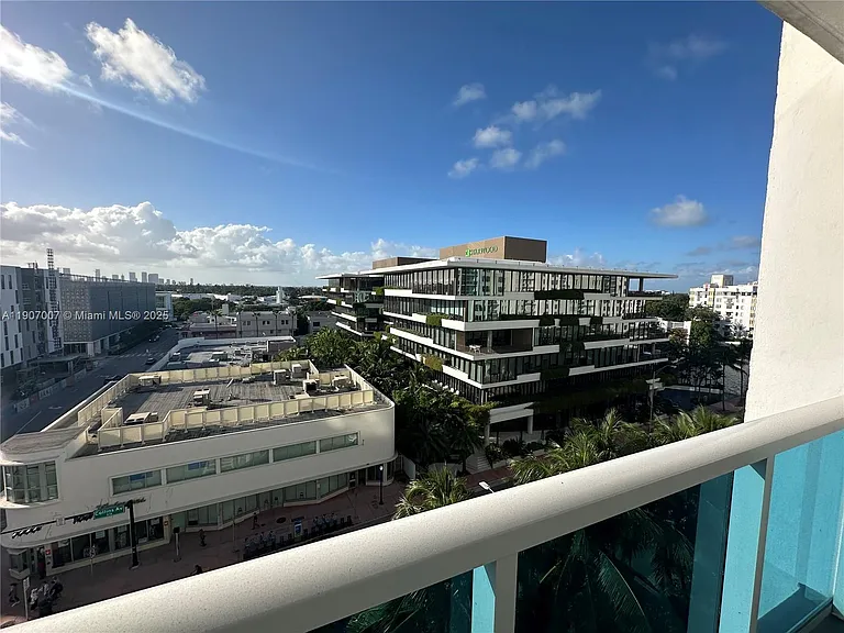 2301 Collins Ave #737 — Photo 24