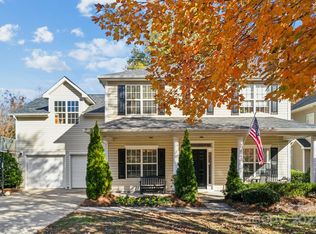 9717 Willow Leaf Ln, Cornelius, NC 28031