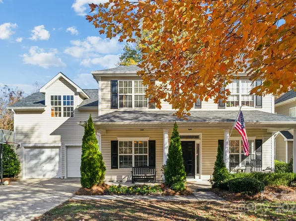 9717 Willow Leaf Ln, Cornelius, NC 28031