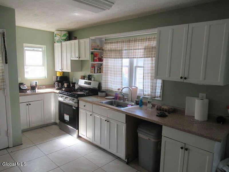 4th image of 1536 State Street