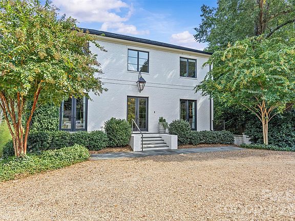 3rd image of 3345 Willow Oak Rd