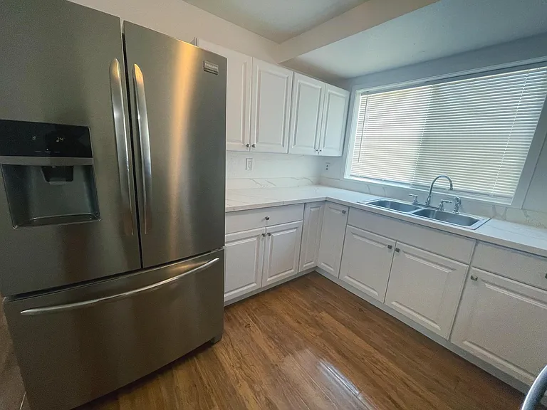 5502 S Alaska St #B — Photo 2