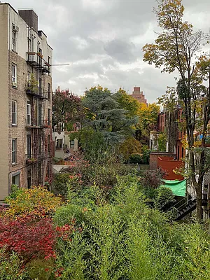 Rented by Compass | media 10