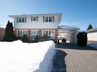 745 Sussex Blvd, Kingston, ON K7M5B4