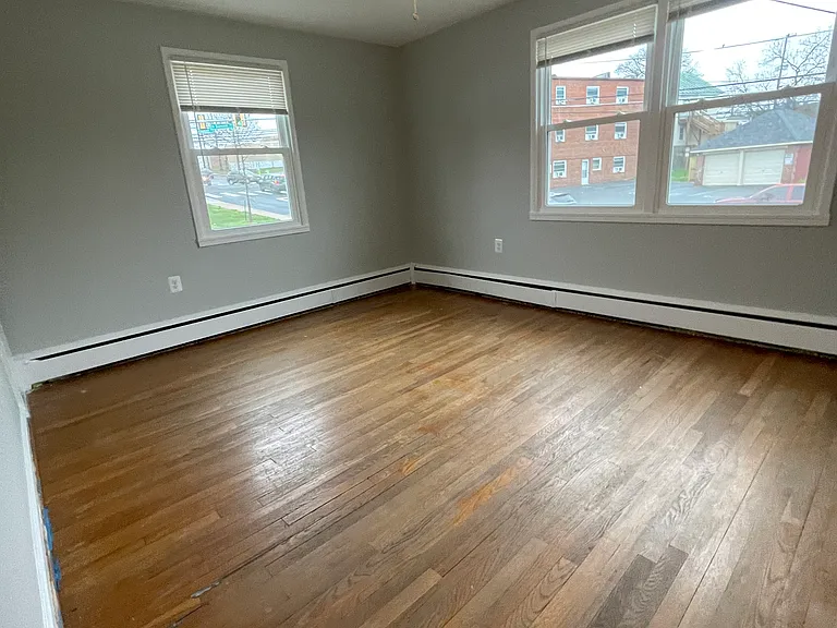 214 Brookes Ave #104 — Photo 6