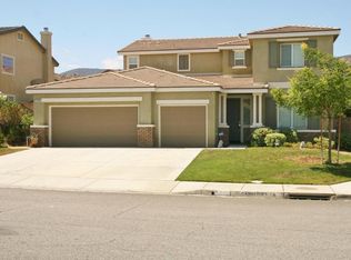 2400 Candytuft Ln, Palmdale, CA 93551