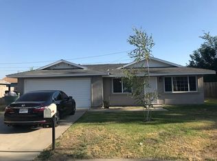 119 W Sunnyview Ave, Visalia, CA 93291