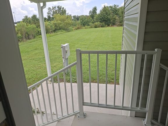 4th image of 4902 Backwoods Rd #870